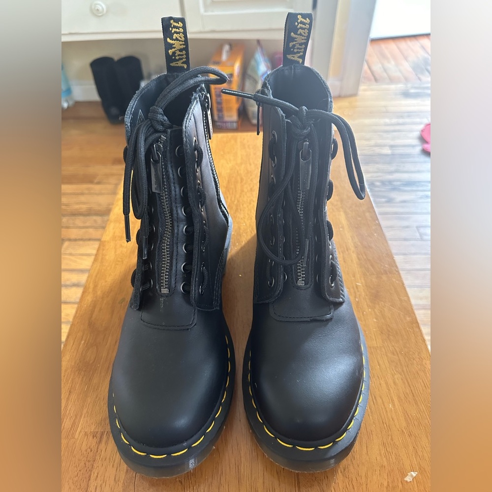 Dr.Martens boots